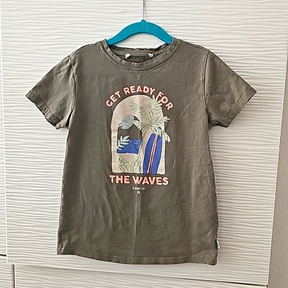 Girls size 7-8 tee